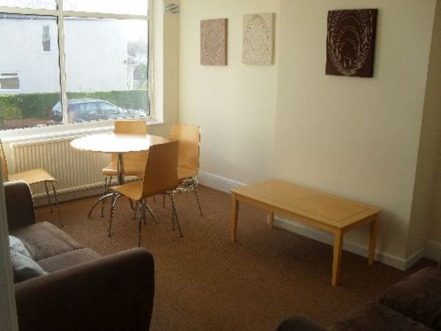  Image of 4 Bedroom House Share  To Rent at Horfield Bristol Horfield, BS7 0HQ